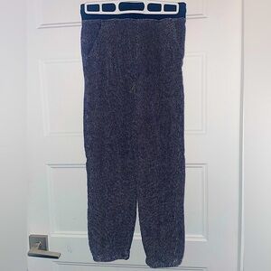 Gymboree Boy’s Navy and White Knit pants 10y